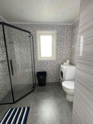 Oedeshoeg Modernt Och Stilfullt B&B Exteriör bild